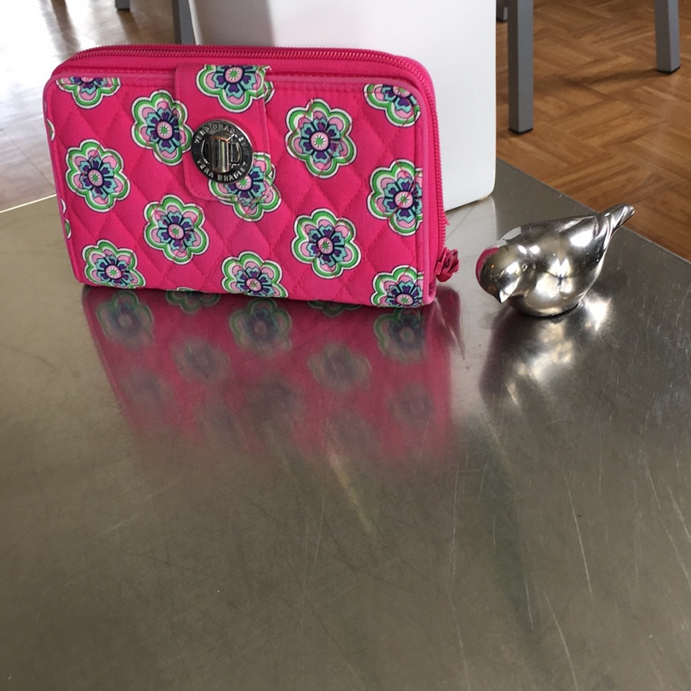 Vera Bradley/ Large/Turn lock/ Wallet